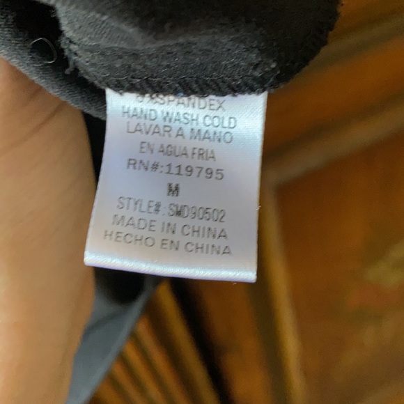 LBD w/Hardware - Picture 6 of 6